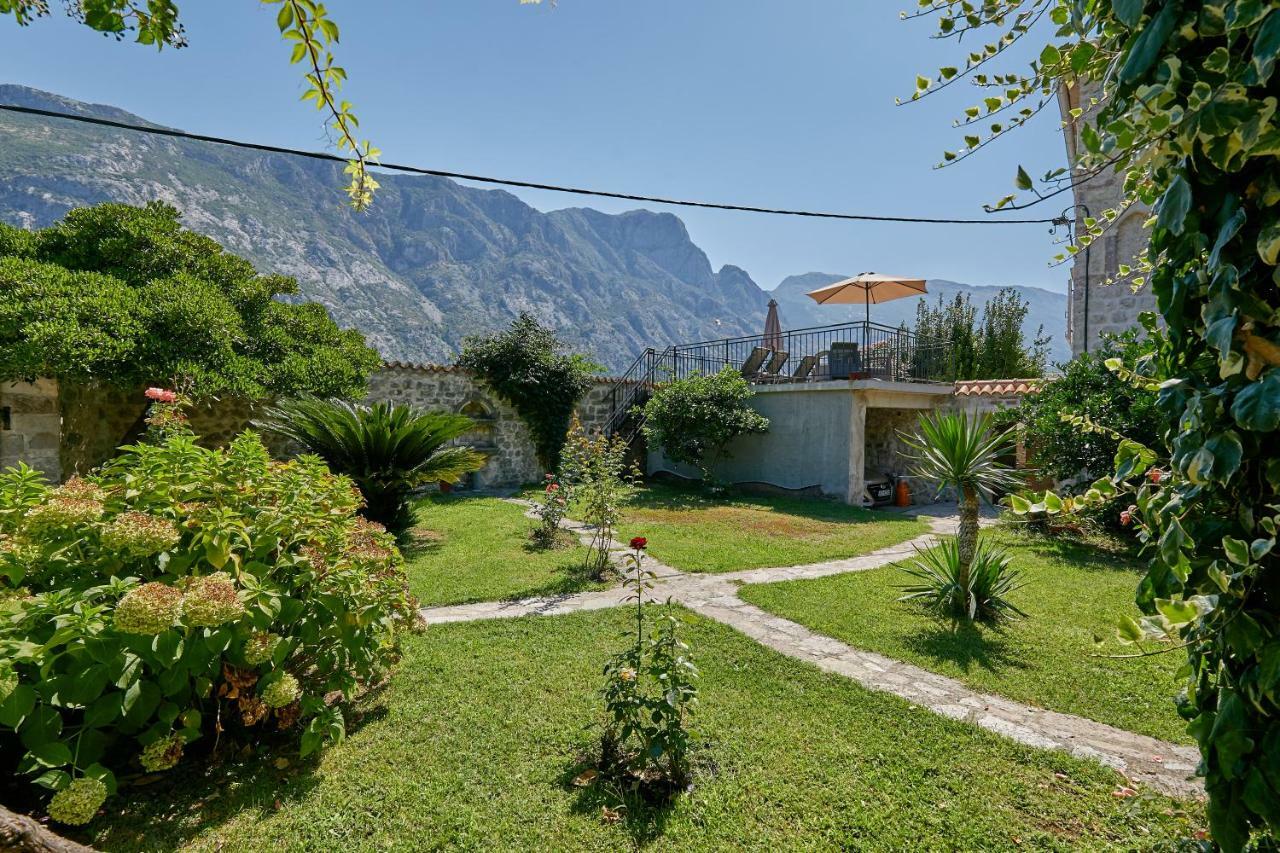 Mediterranean Holiday House & Apartments Kotor Exterior foto